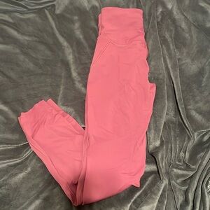 Base pace high rise running tight